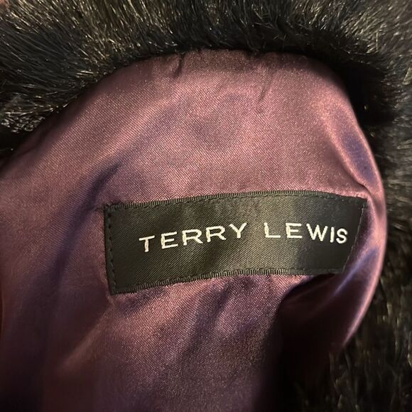 Terry Lewis Faux Fur Purple Black Collar Area Pullover Poncho Event - Picture 12 of 13